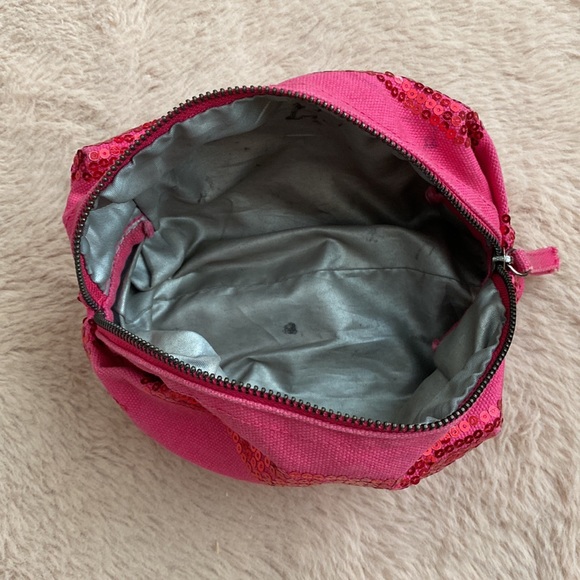 Victorias Secret Bag with matching Make Up Bag - Picture 8 of 8